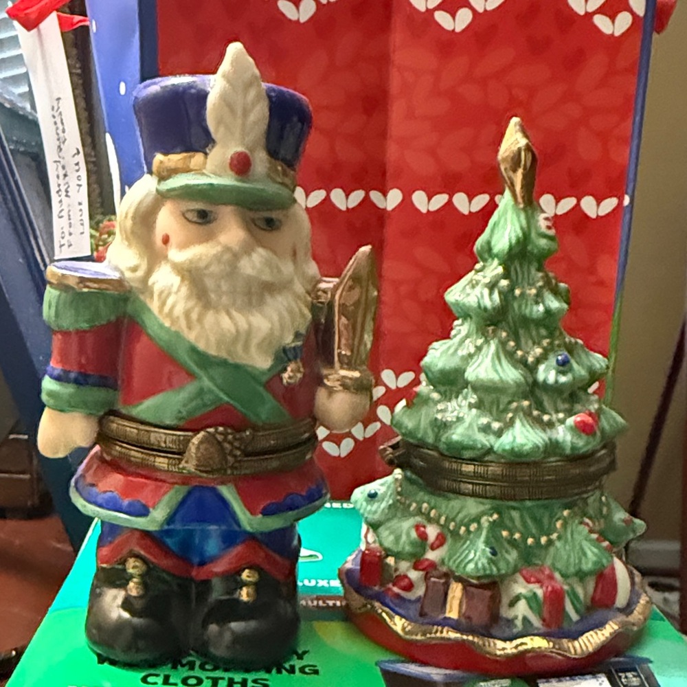 Set of Two Classic Collectibles 1996